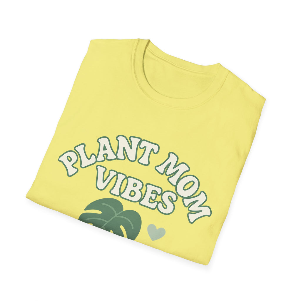 Plant Mom Vibes T-Shirt | Plant Lover Shirt, Botanical Graphic Tee
