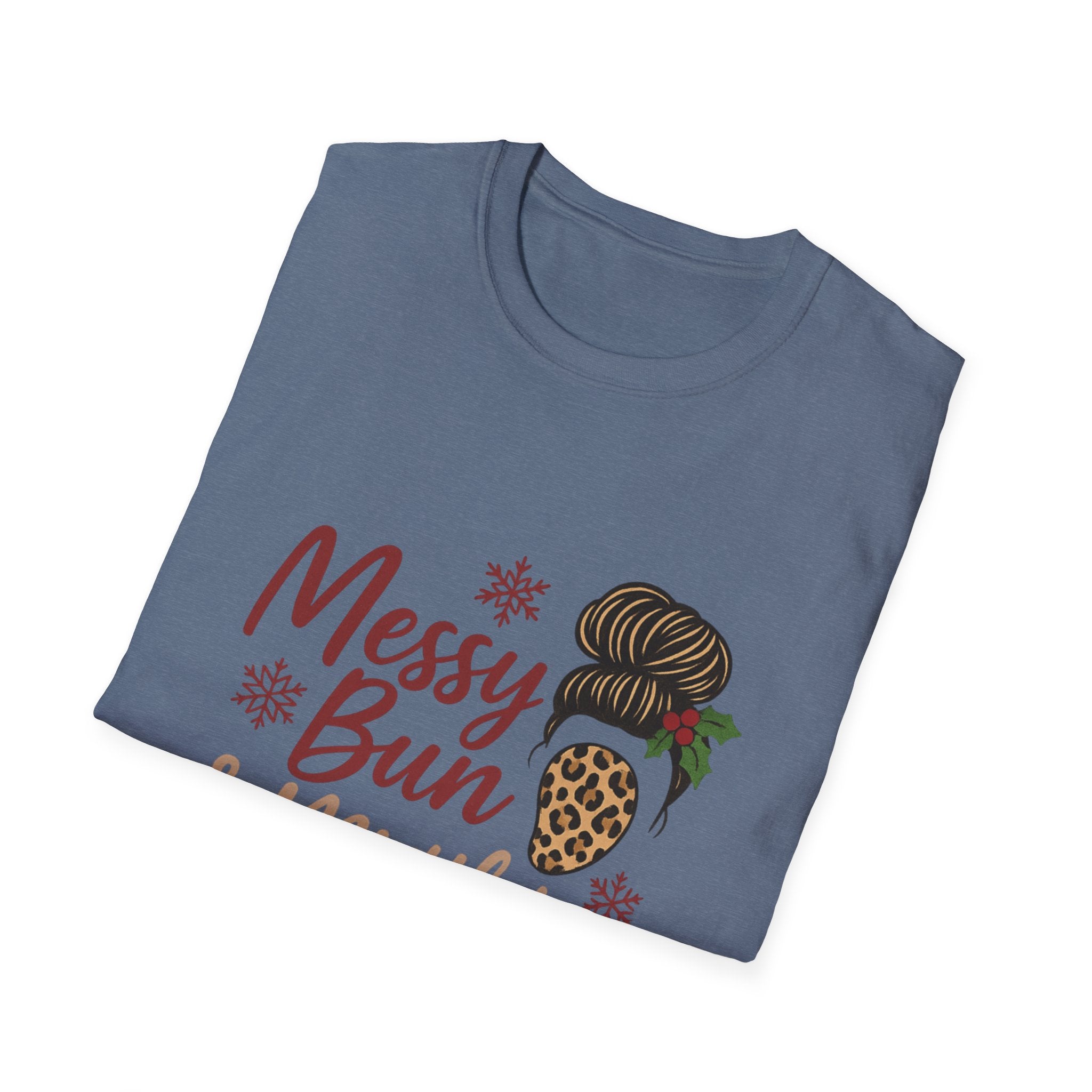 Messy Bun Mistletoe Christmas T-Shirt | Funny Holiday Hair Tee
